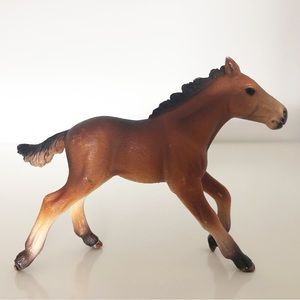 Schleich Mustang Foal 13807 from 2015 brown Foal Horse